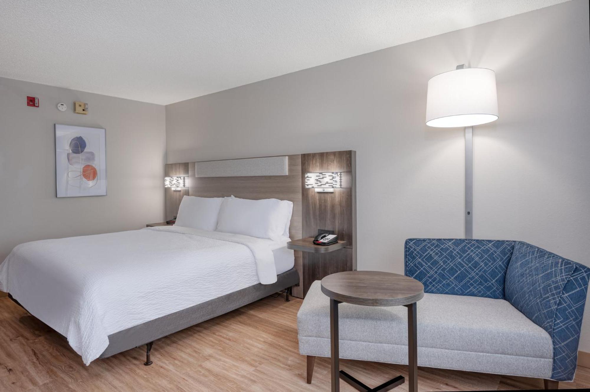 Holiday Inn Express Hotel & Suites Columbia-I-20 At Clemson Road By Ihg Buitenkant foto